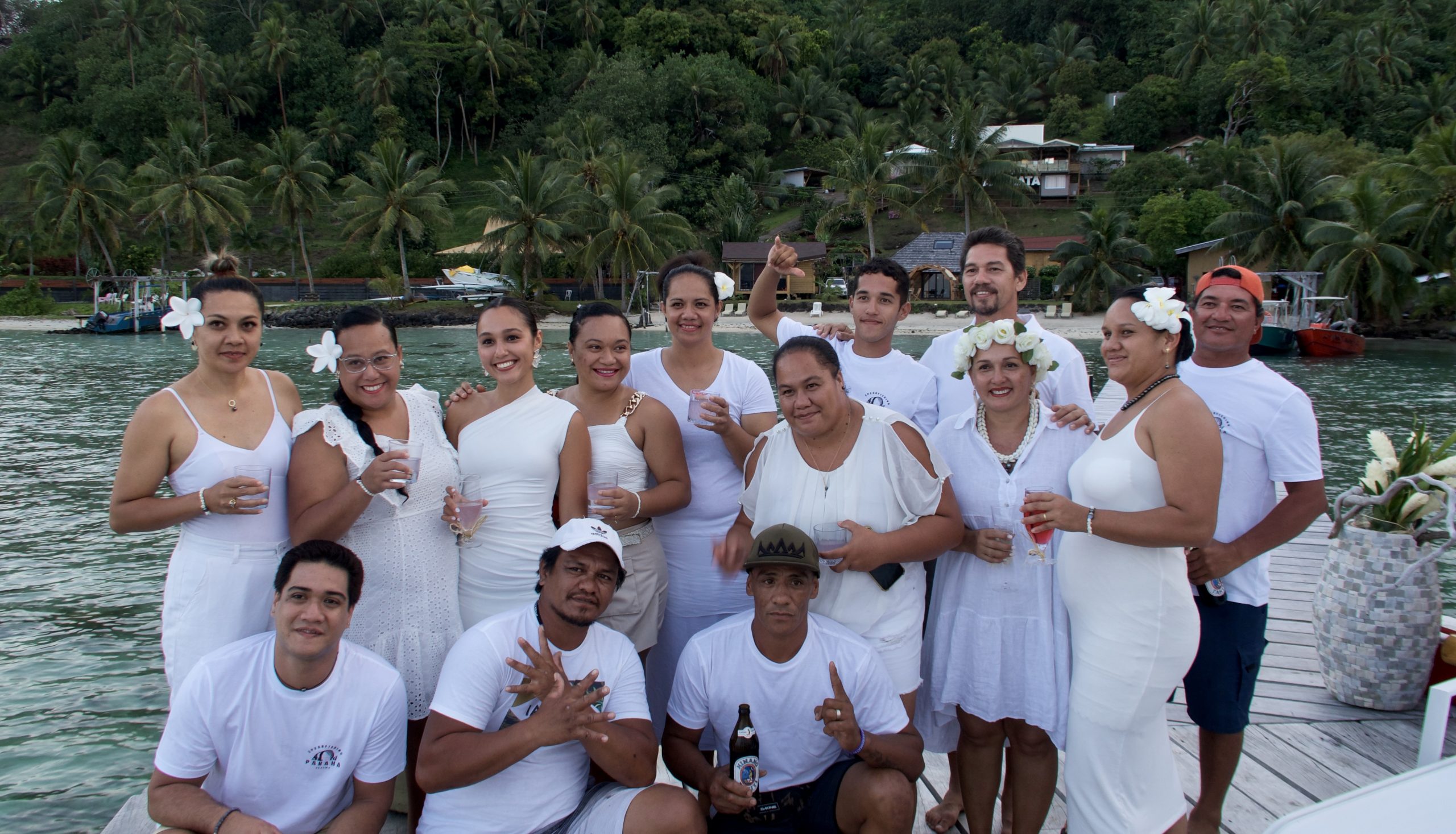 famille Anahata sur le ponton